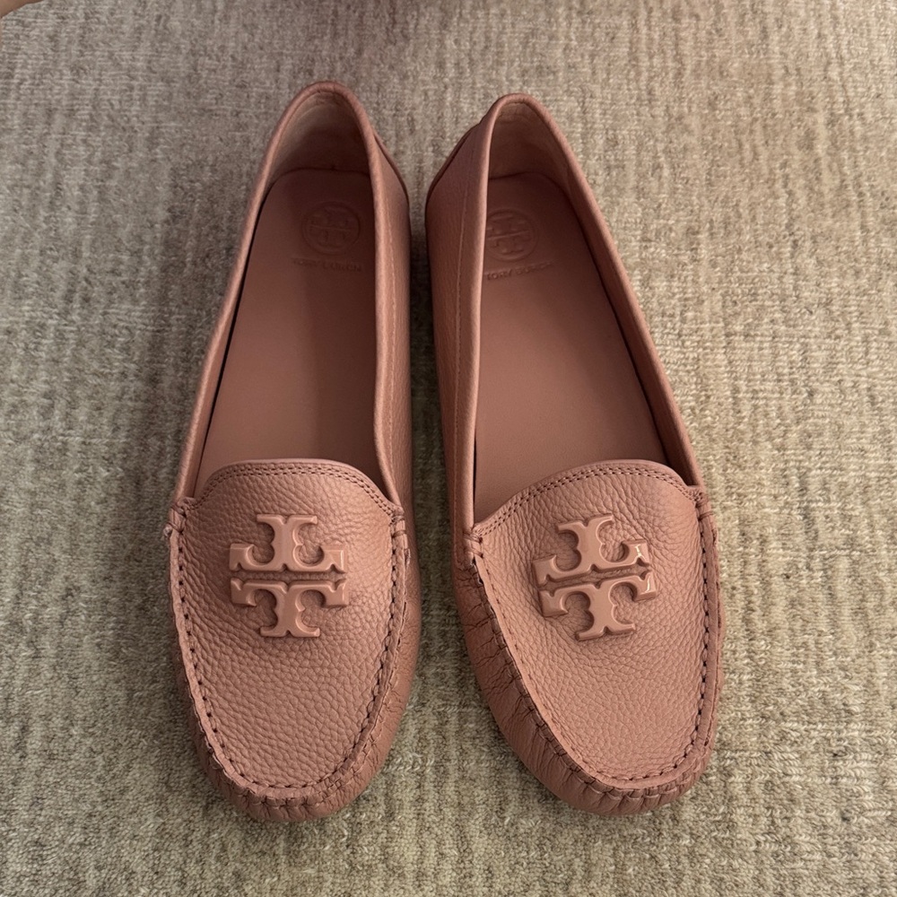 Tory Burch Blush Leather Loafers NEW
